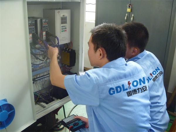 除了“智慧用電”系統(tǒng)幫你做好預(yù)警外，還有哪些預(yù)防觸電事故的措施需要注意